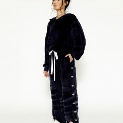 Peace Of Reign Velour Hoodie Crop HOODIES