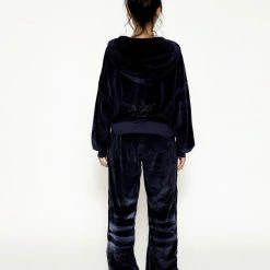 Peace Of Reign Velour Hoodie Crop HOODIES